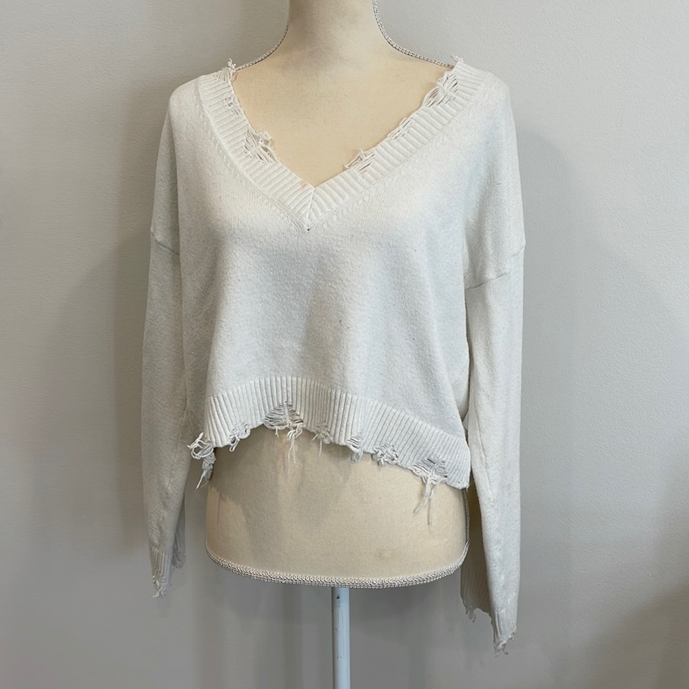 Pre-Loved V-Neck Cropped Sweater